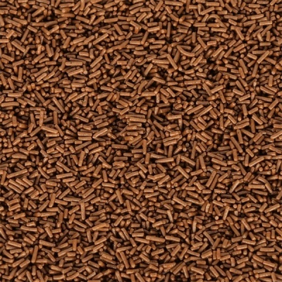 granulado de chocolate castanho com textura lisa e brilhante