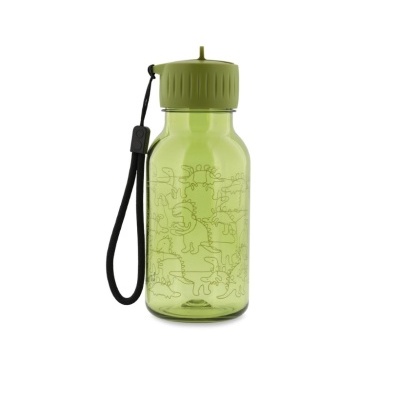 Garrafa de água verde com desenhos de dinossauros e tampa com cordão