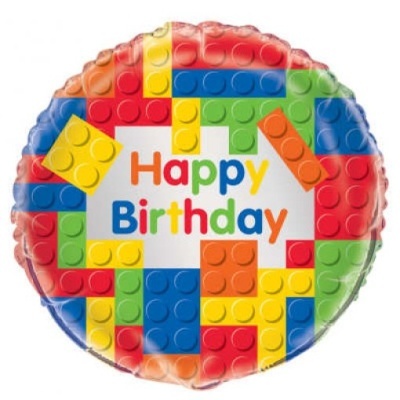 Balão redondo colorido com texto Happy Birthday e padrão de blocos de construção.