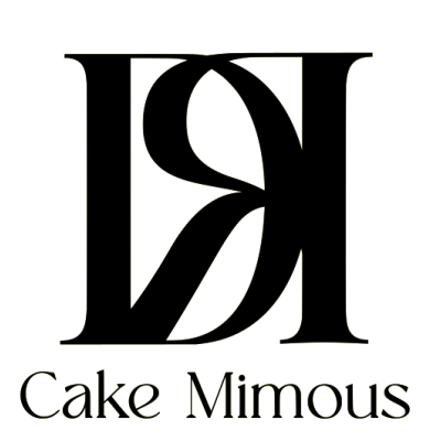 Logótipo com letras 'KM' e texto 'Cake Mimous'