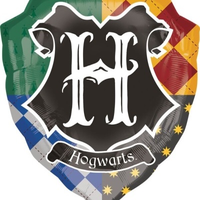 Bóia insuflável em forma de escudo colorido com texto Hogwarts