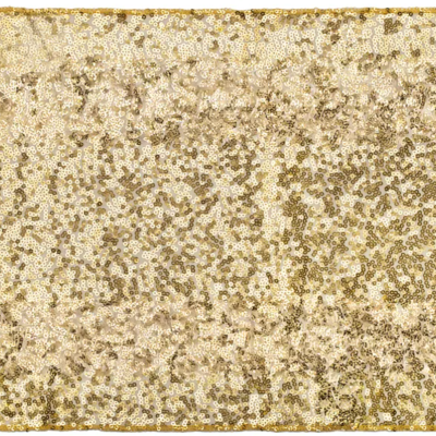 Tapete retangular bege e dourado com textura felpuda e padrão abstrato