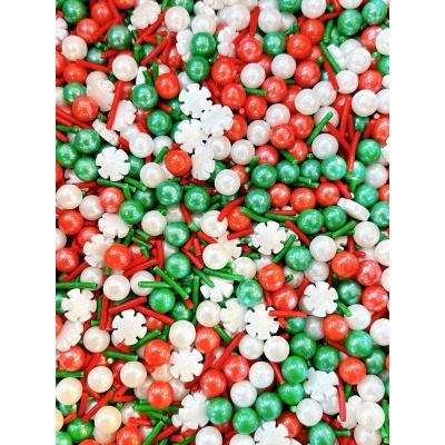 Confeites para decoração de bolos em cores verde, vermelho e branco com bolas e flocos de neve