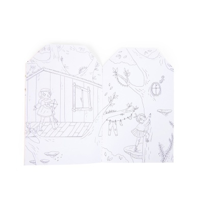 Desenho para colorir com casa na árvore e crianças brincando.