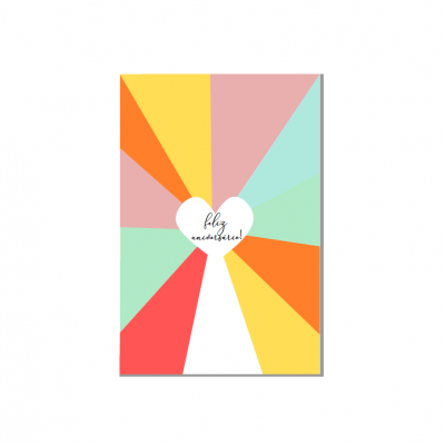 Cartão colorido com coração e texto de feliz aniversário