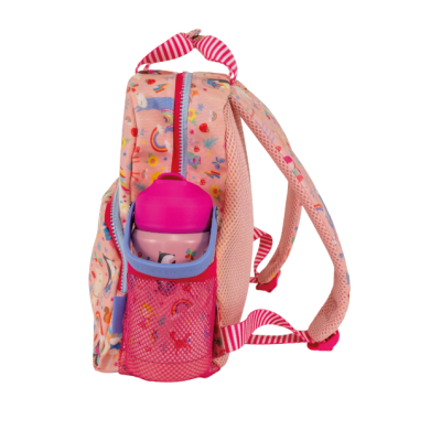 Mochila infantil cor-de-rosa com padrão colorido e garrafa rosa no bolso lateral