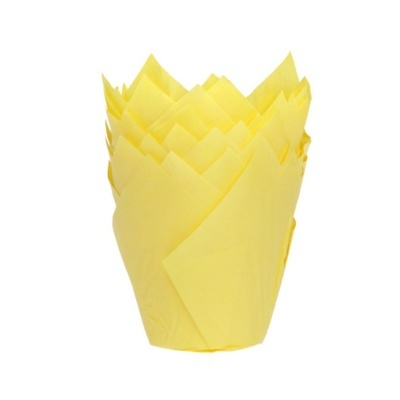 Forros para cupcakes de papel amarelo com bordas em forma de pétalas