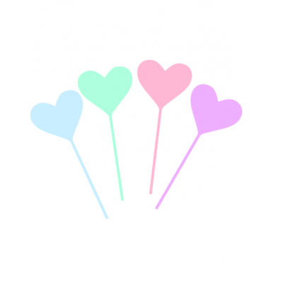 Palitos decorativos em forma de coração coloridos