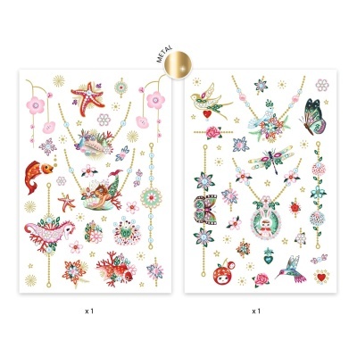 Cartões com joias coloridas em ouro, temas marinhos e florais, com colares, brincos e pendentes