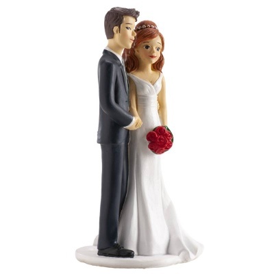 Figura decorativa de noivos com vestido branco e fato preto em base branca