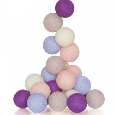 Esferas decorativas coloridas empilhadas