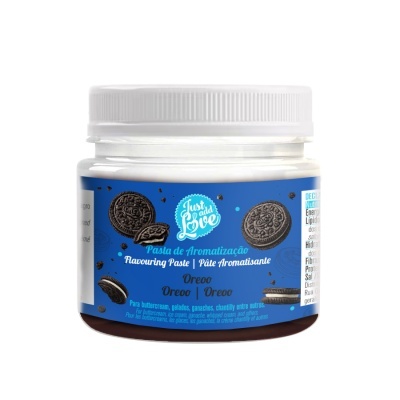 Pasta de aromatização Oreo Just Add Love com embalagem azul e tampa branca