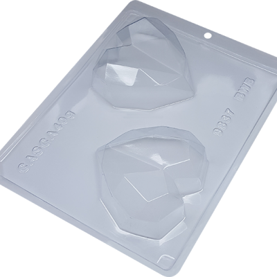 Molde plástico transparente com dois corações facetados para chocolates