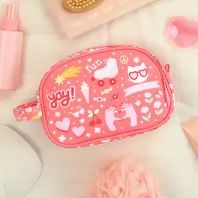 Necessaire rosa com estampas divertidas e palavras em inglês