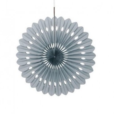 Decoração pendente circular em papel cinzento com padrão recortado