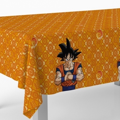 Toalha de mesa laranja com personagem de anime e esferas com estrelas