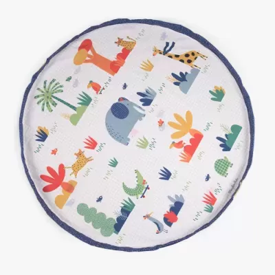Tapete redondo infantil com estampas coloridas de animais e plantas