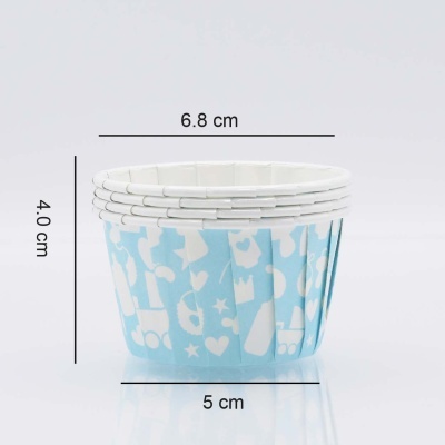 Formas para cupcake em papel azul claro com padrão branco
