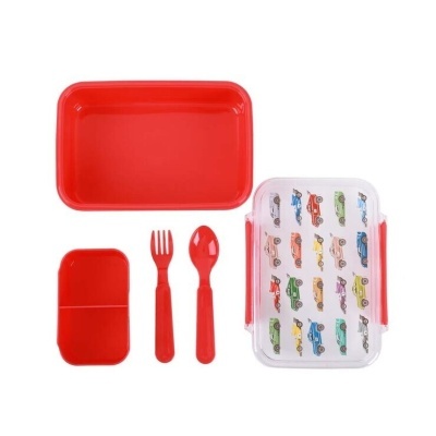 Lancheira com tampa de carros coloridos e talheres vermelhos