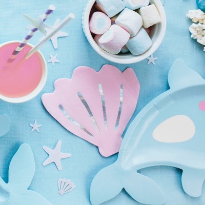 Utensílios infantis com tema marinho em azul e rosa