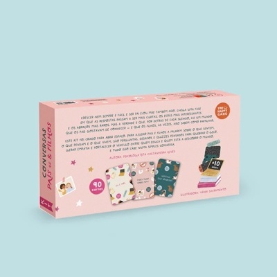 Embalagem rosa de jogo de cartas 