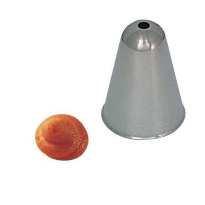 Bico de metal para saco de pasteleiro com decoração de creme salmão