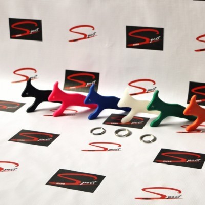 Sete suportes de canetas em forma de cão multicoloridos