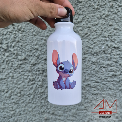 Garrafa metálica branca com desenho do personagem Stitch