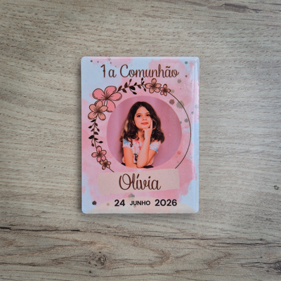 Quadrado decorativo personalizado com foto e texto em fundo rosa