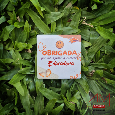 Bloco com mensagem de agradecimento para educadora sobre folhas verdes.