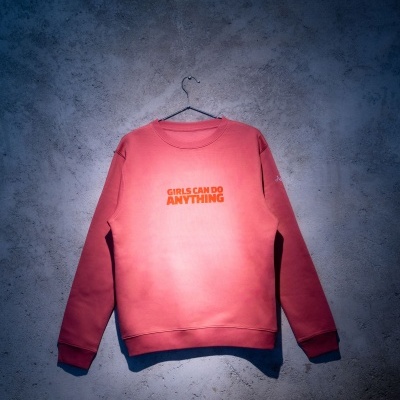 Sweat shirt Girls can do anything