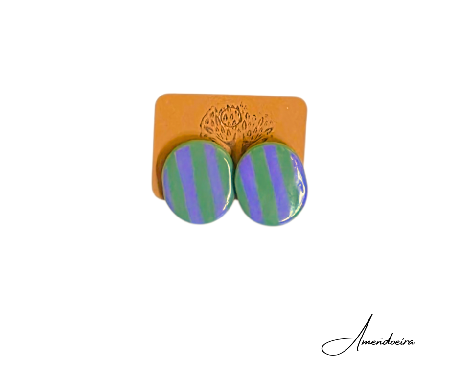 Brincos Dália- Riscas lilás e verde menta escuro Brincos redondos cerâmica com riscas verdes e lilases