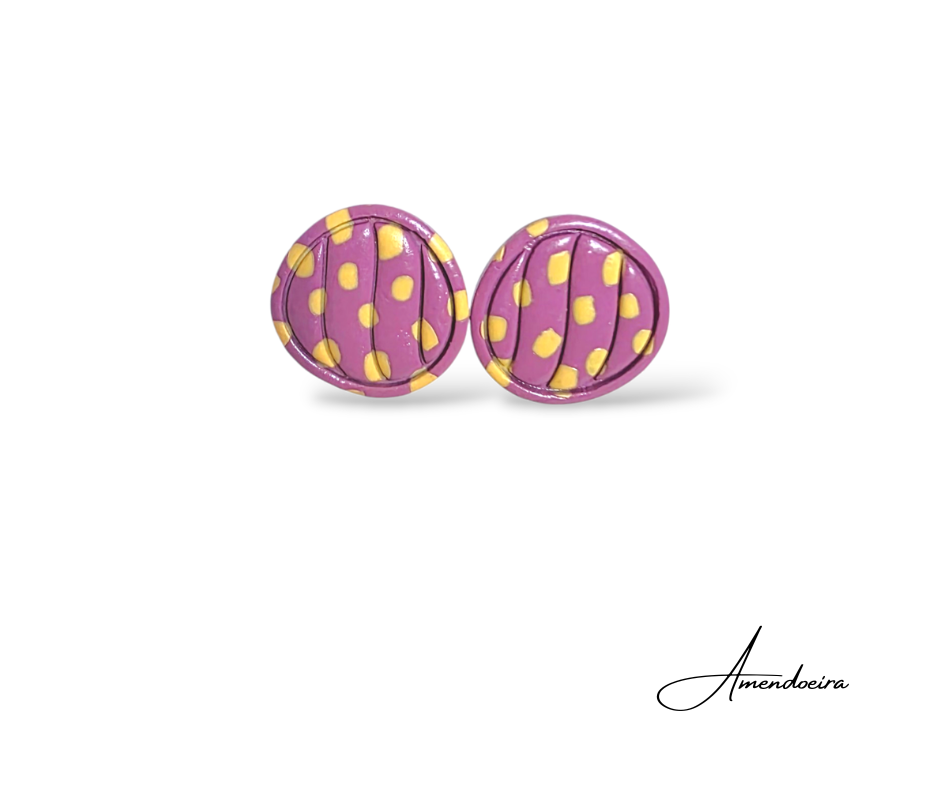 Brincos Waves- Lilás com manchas amarelas Brincos circulares castanhos com manchas amarelas e relevo