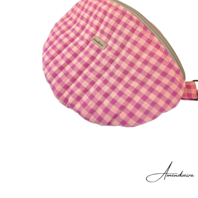 Bolsa xadrez rosa com fecho e cinto bege