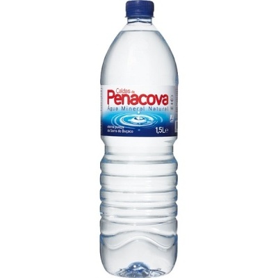 Garrafa de água mineral natural Caldas de Penacova de 1,5 litros com rótulo azul e branco