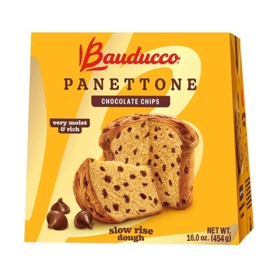 Embalagem amarela de Panettone Bauducco com gotas de chocolate e texto impresso.