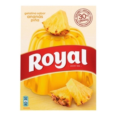 Gelatina Royal sabor ananás com imagem do bolo de gelatina amarelo e fatias de ananás