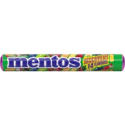 Embalagem verde cilíndrica de Mentos com texto 'DISCOVERY 14 FLAVOURS'