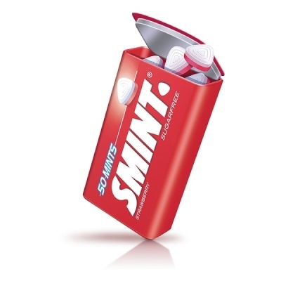 Embalagem vermelha de pastilhas SmiNt Sugarfree sabor morango