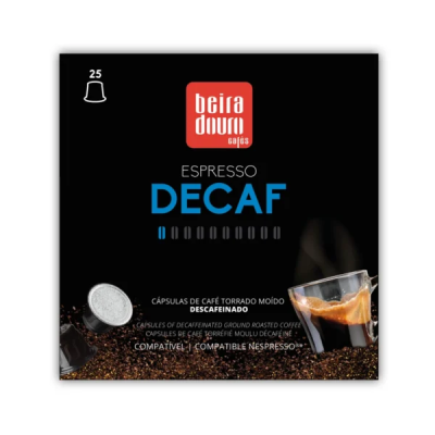 Embalagem preta de cápsulas de café Beira Douro com texto e imagens relacionadas ao café expresso descafeinado
