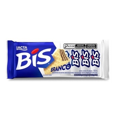 Chocolate Lacta BIS Branco em embalagem azul e branca com wafers cobertos de chocolate branco
