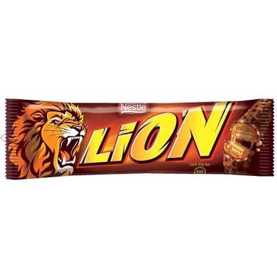 Barra de chocolate Nestlé Lion com leão e texto LION na embalagem