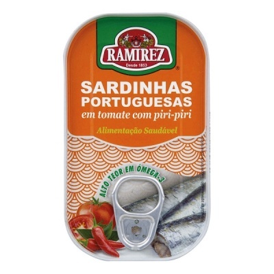 Lata de sardinhas portuguesas em tomate com piri-piri da marca RAMIREZ