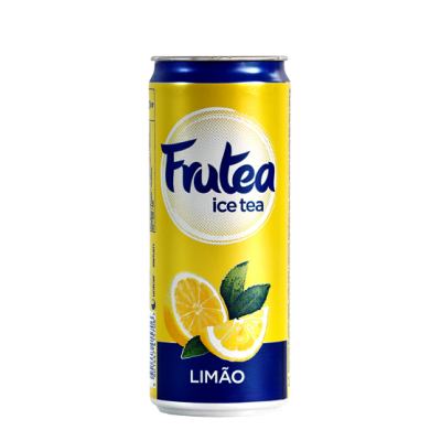 Lata amarela e azul de chá gelado Frutea sabor limão com desenho de limões.