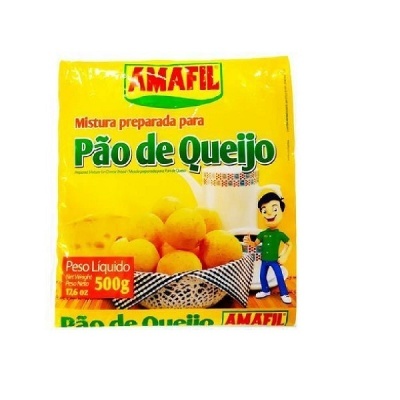 Embalagem amarela de mistura para Pão de Queijo AMAFIL com imagem do pão e desenho de rapaz
