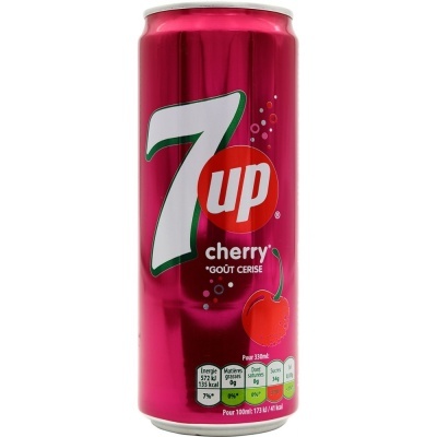 Lata rosa de refrigerante 7up Cherry com texto e imagem de cereja