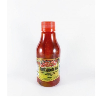 Frasco plástico com molho 'PIMENTA DEDO DE MOÇA' e rótulo amarelo