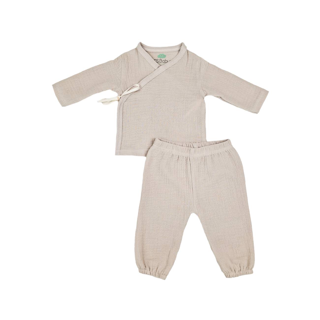 Conjunto de bebé bege com camisa de manga comprida e calças elásticas