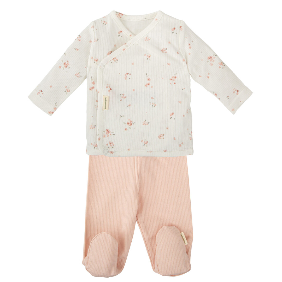 Conjunto de roupa para bebé com camisola branca de manga comprida e calças cor-de-rosa com pés
