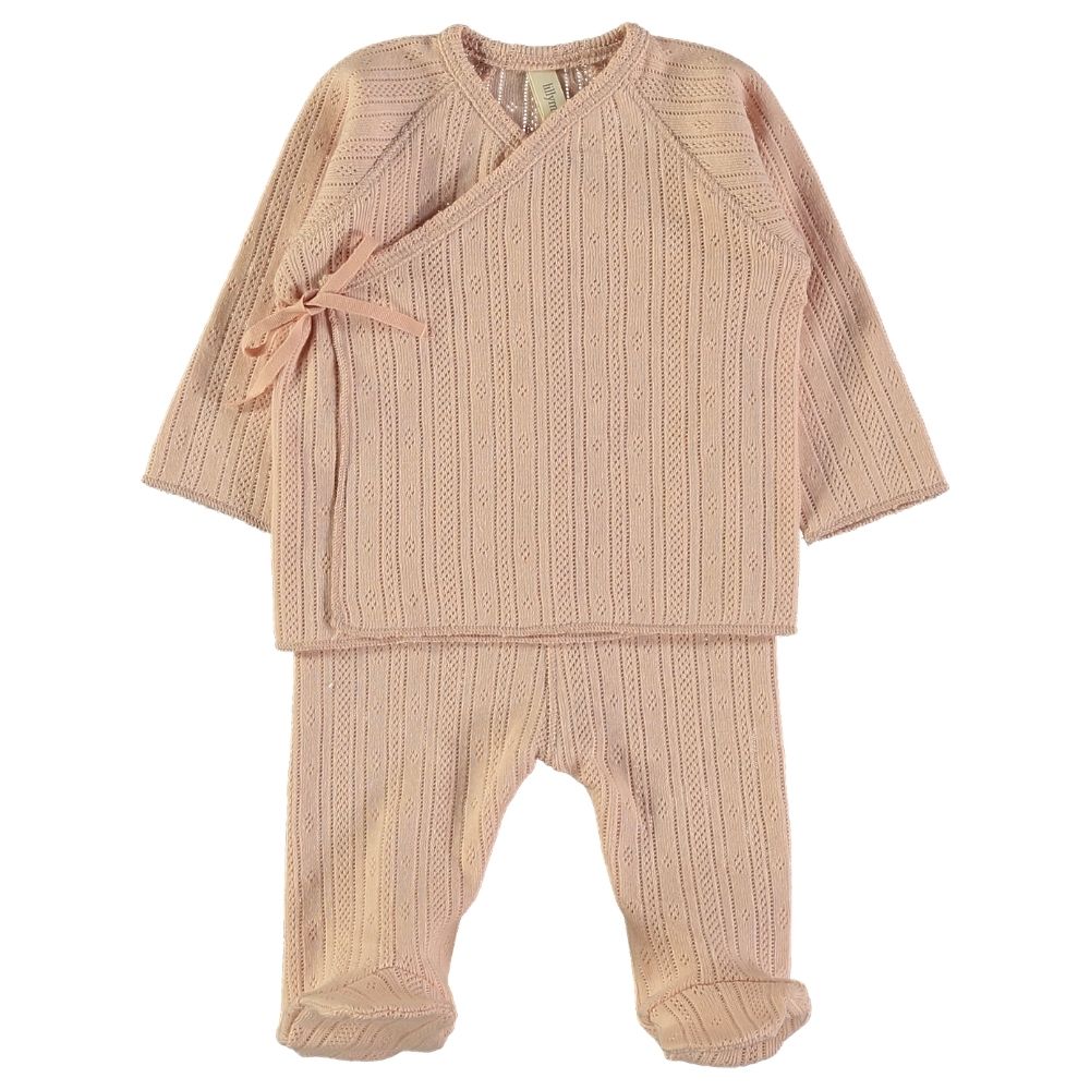 Conjunto de roupa de bebé em malha rosa clara com camisola e calças com pé